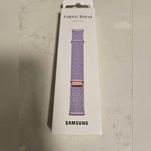 New sealed Samsung Galaxy Watch 6 fabric band purple size s/m